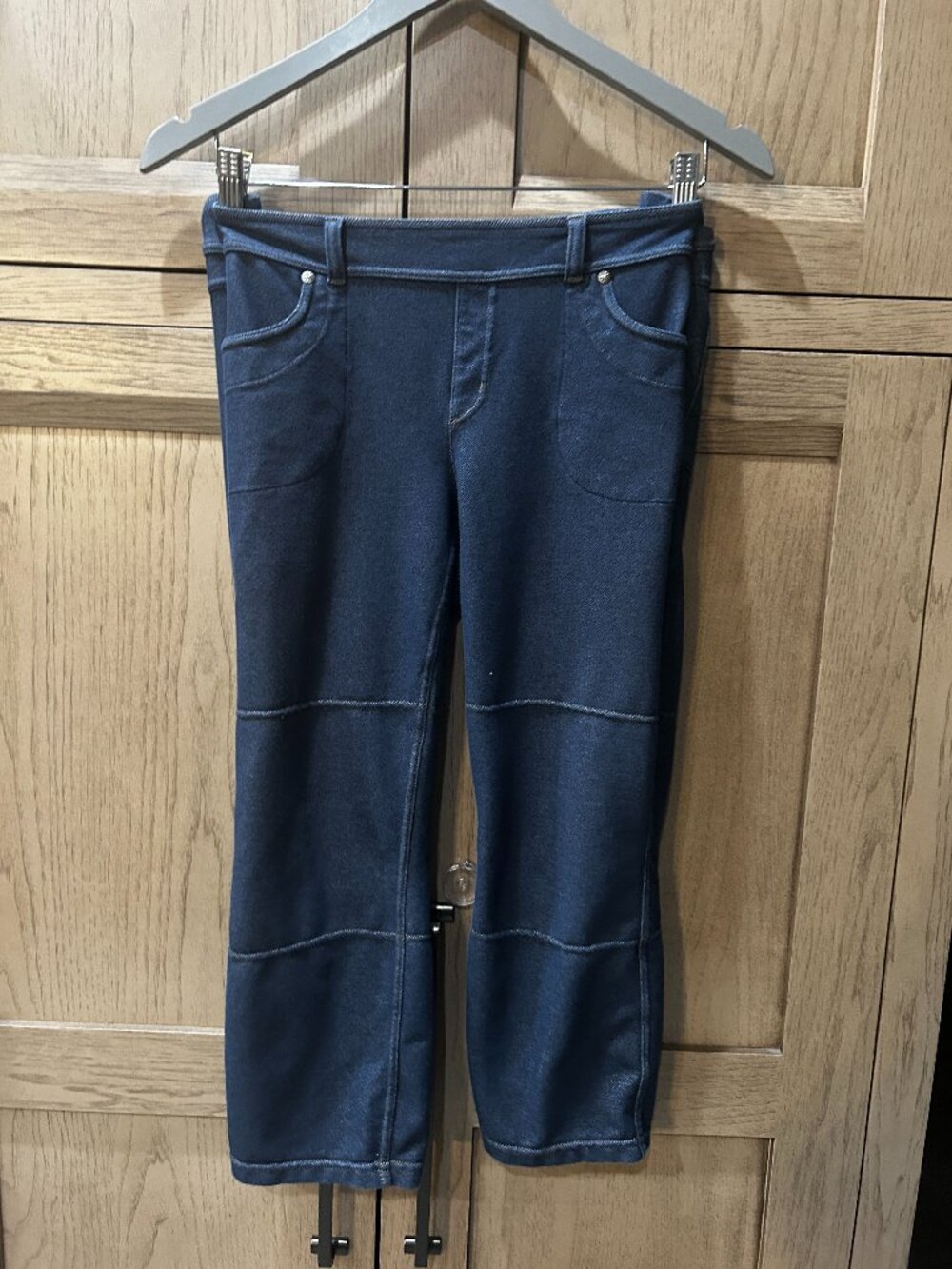 Athleta Pedal Pushers Size LT